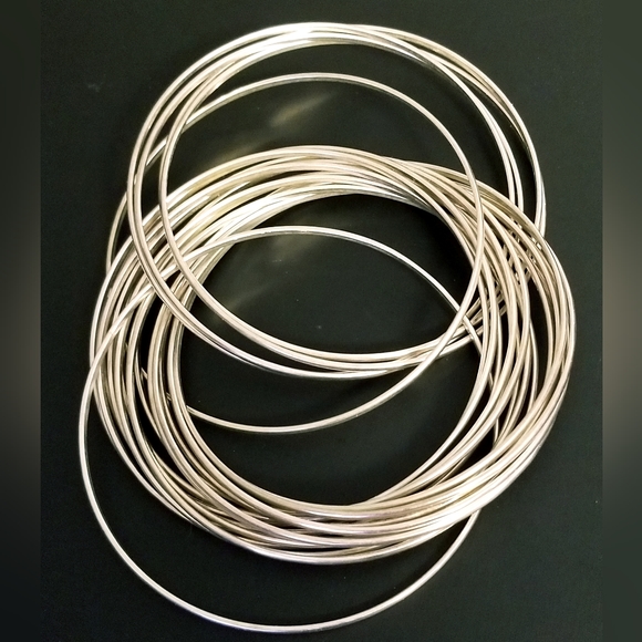 Silpada Sterling Silver 21 Bangle Salute Bracelet - Picture 6 of 12